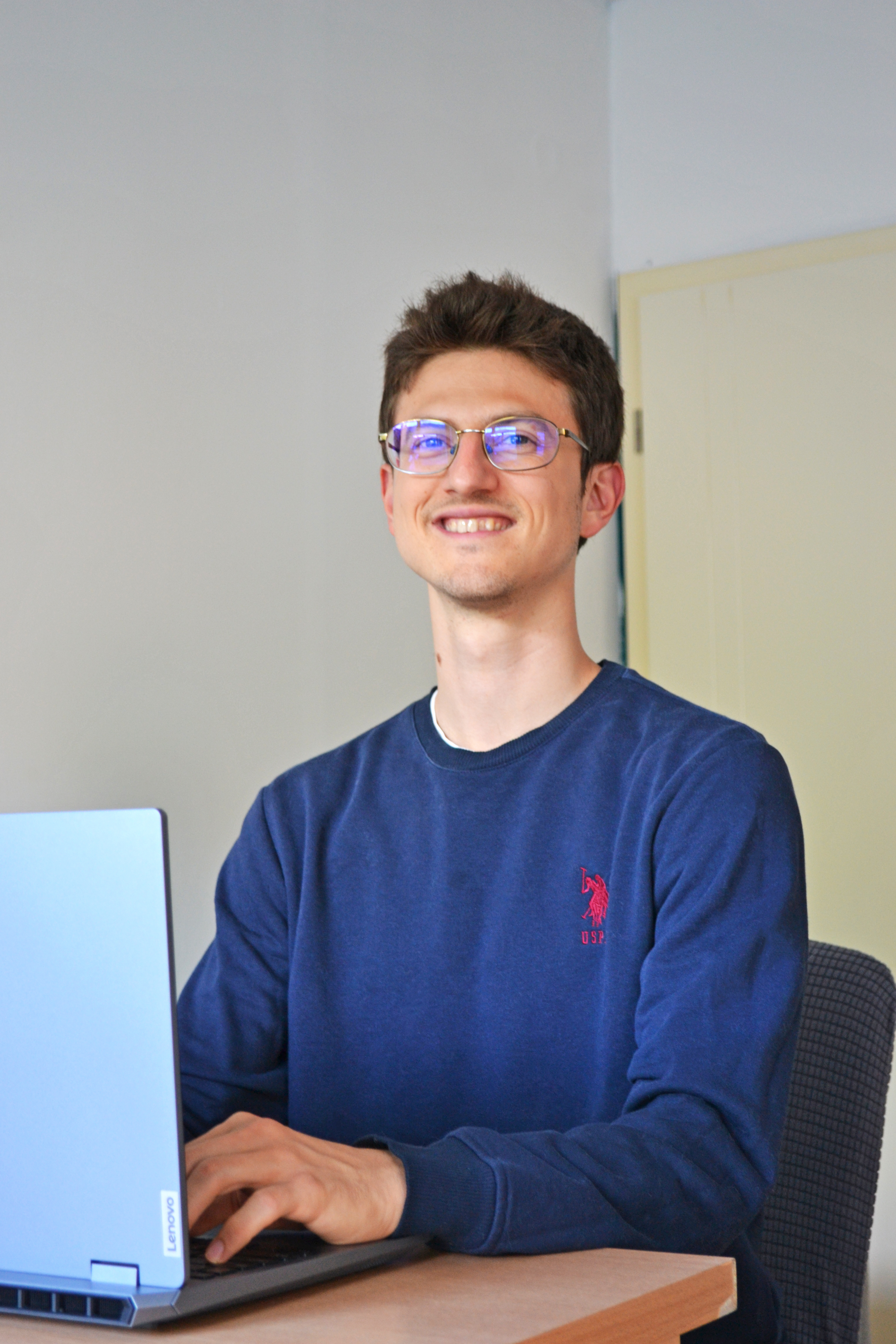 Dejan - Web Designer